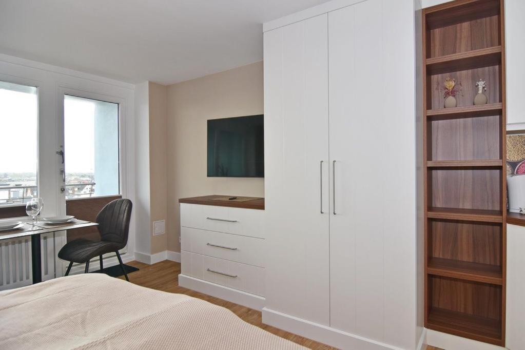 Metropol, Whg 141, Landseite Apartment *